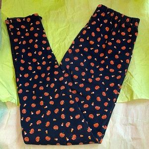girls leggings and mask